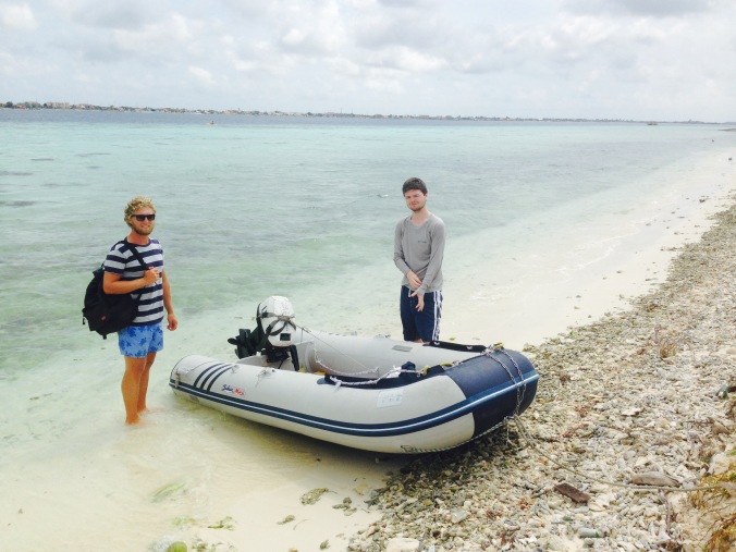 The CoCo Tender beached on Klein Bonaire. From left: Henrik, Andreas.